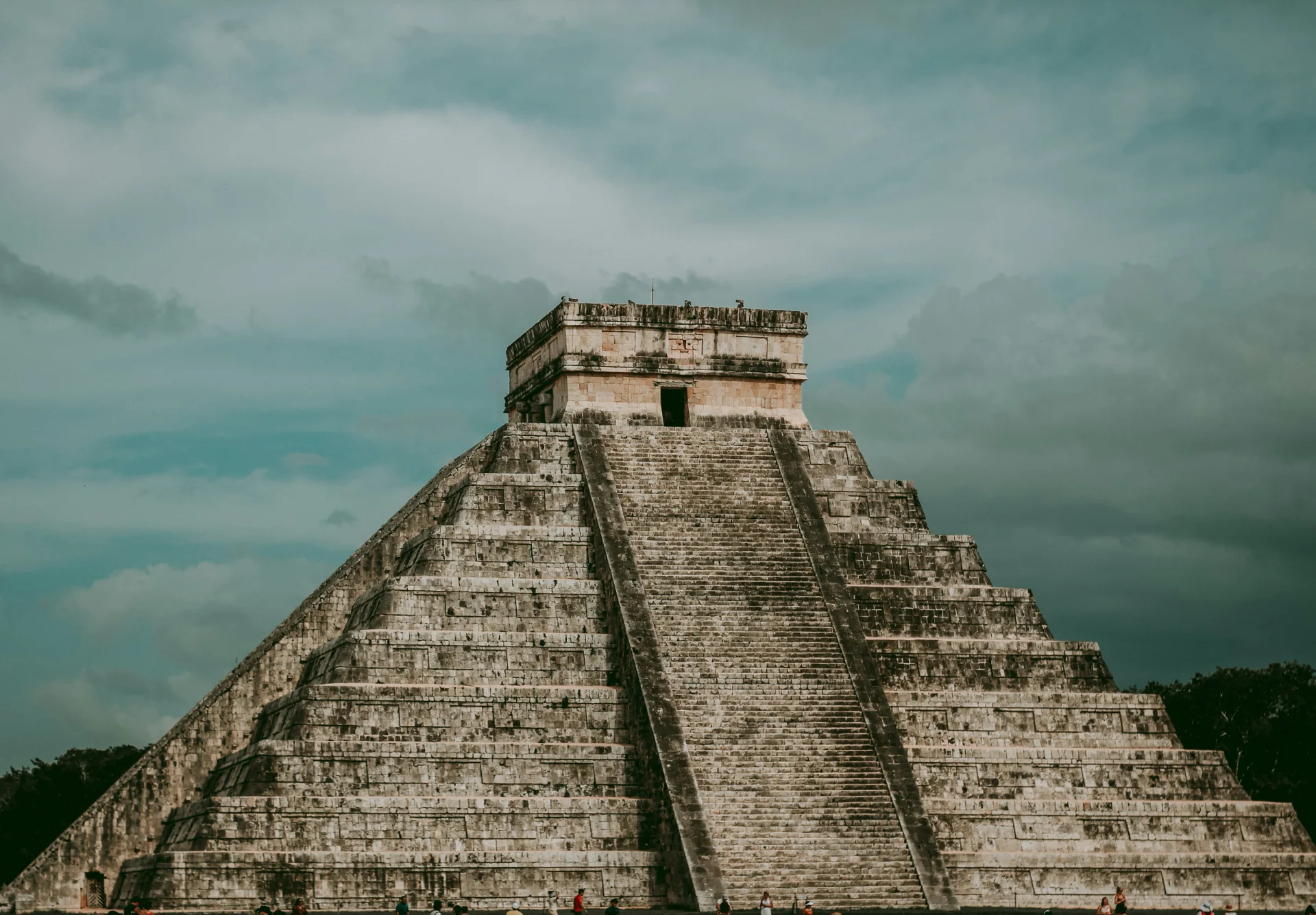 Tour Chichén Itzá Clásico