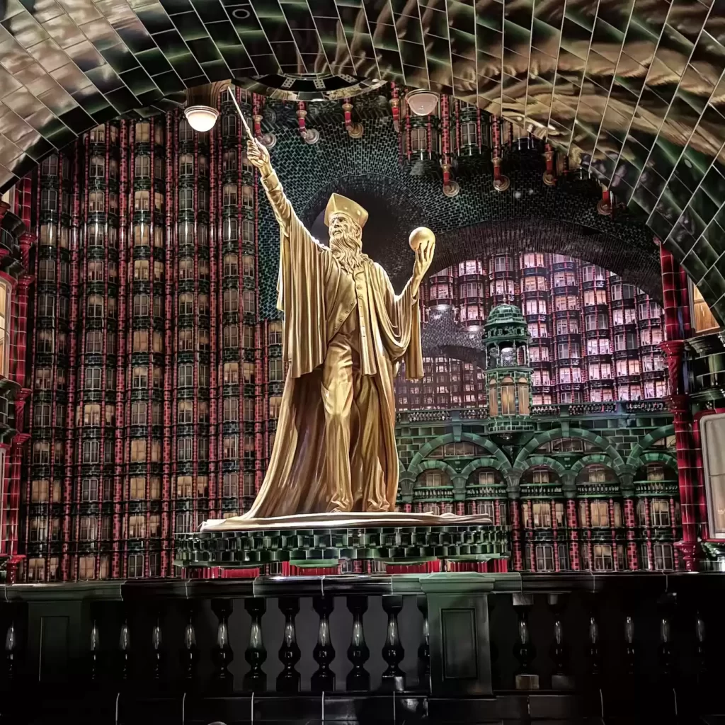 Statue-in-queueline-Ministry-offices-at-Harry-Potter-and-the-Battle-at-the-Ministry-Wizarding-World-of-Harry-Potter-Ministry-of-Magic-Universal-Epic-Universe-1